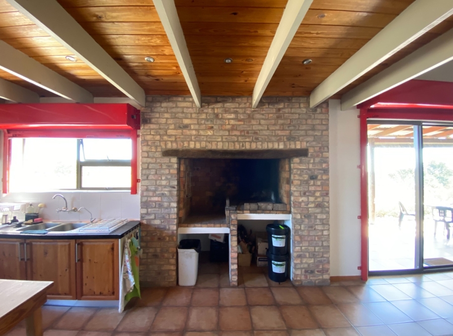 Commercial Property for Sale in Hartebeesfontein Western Cape